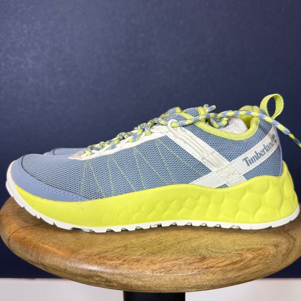 Timberland NWT Solar Wave Low Sneakers Blue Mesh with Yellow Accents | Size 7